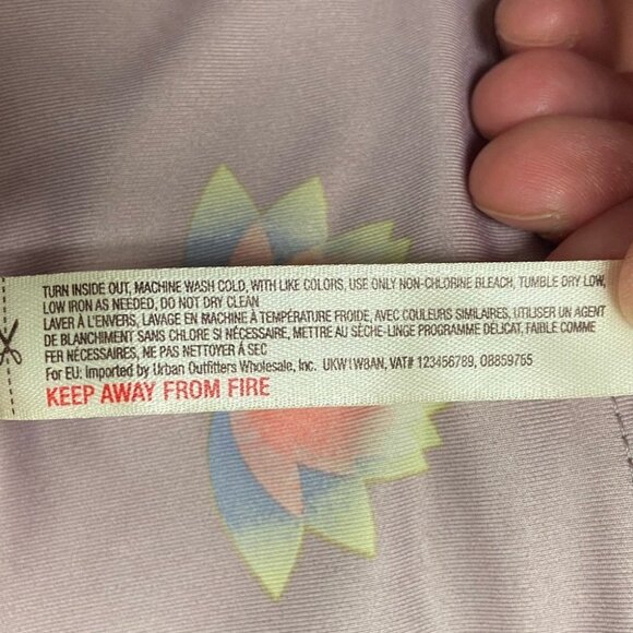 NWT Free People Movement Lilac Purple Lotus Yoga Shorts Size Large‎ Bohemian New - Picture 5 of 7